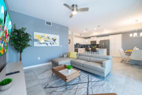 3141-307DM STOREY LAKE, CONDO 2/2 LAKE VIEW